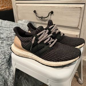 Women’s Adidas Ultraboost 4.0